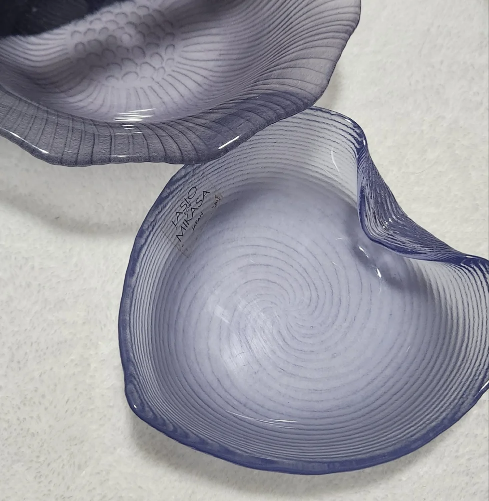 Vintage Laslo For Mikasa Japan Bluish Glass Dish Swirl Ridged Frosted Exterior